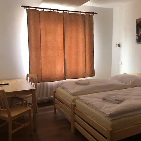 Hvezda - Restaurace Docasne Uzavrena