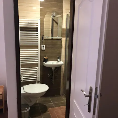 Hvezda - Restaurace Docasne Uzavrena Pensionat *