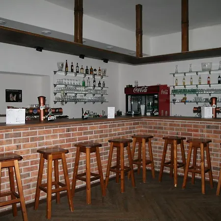 Restaurace - Hvezda Gæstehus *