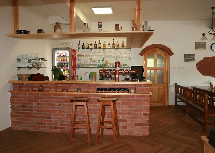 Hvezda - Restaurace Docasne Uzavrena Pensionat *