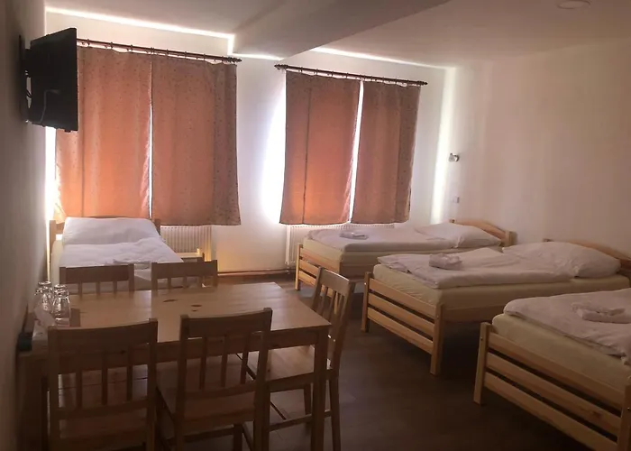Hvezda - Restaurace Docasne Uzavrena Pensionat Rumburk